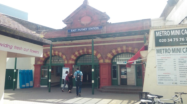 East Putney Station